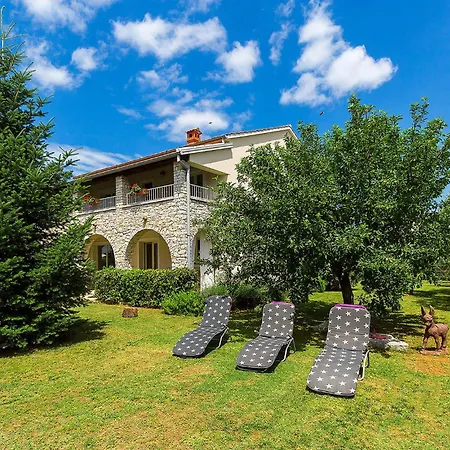 4 Bedroom Stunning In